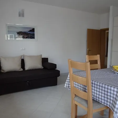 Lola Apartmán Trogir