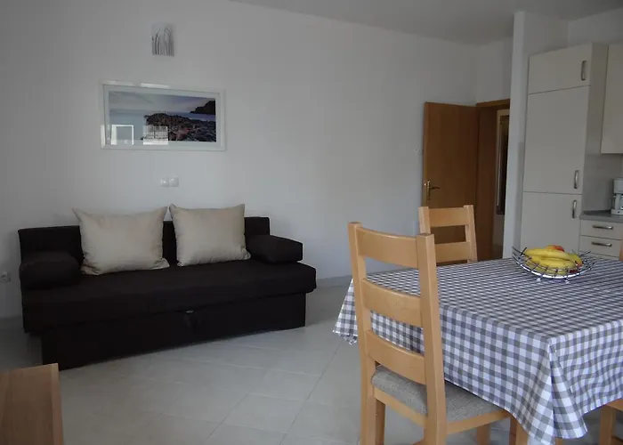 Lola Apartman Trogir